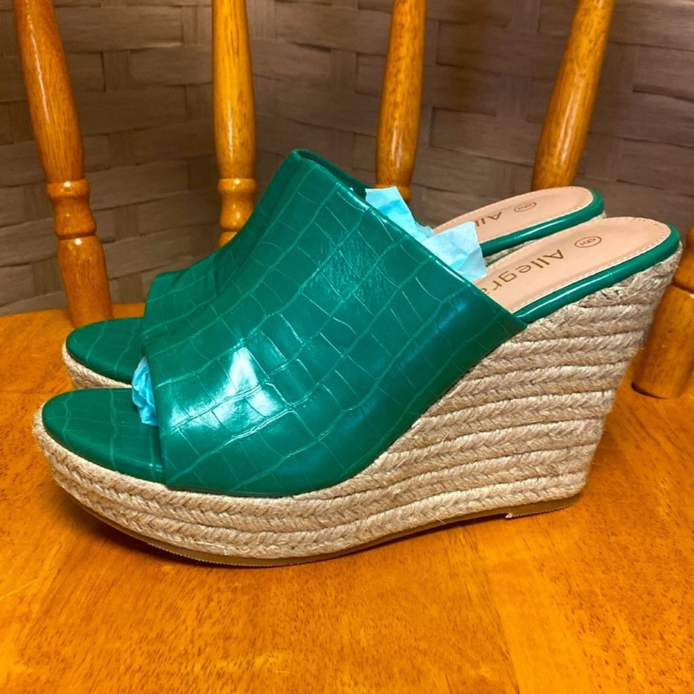 - ALLEGRA K kerri green 4” platform Espadrilles slides